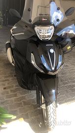 Beverly 300 solo 850 km anno 2025