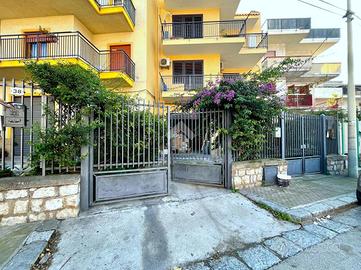 MAGAZZINO A BAGHERIA