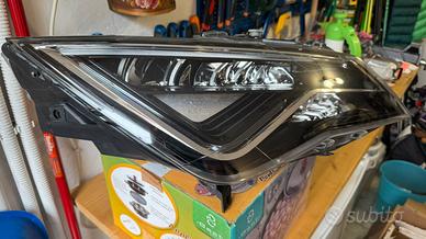 Faro full led dx seat leon mk3 5f1