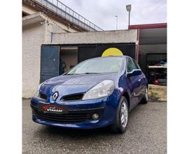 Renault Clio 1.4 16V 5 porte Luxe