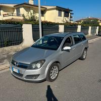 Opel Astra serie H 1.9 diesel 120 cv