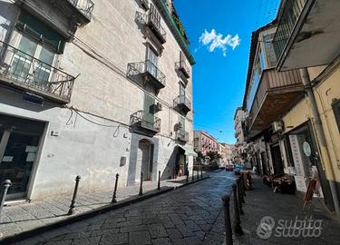 Colli Aminei via bosco di Capodimonte 35mq