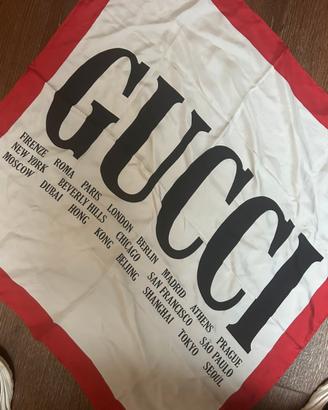Foulard gucci