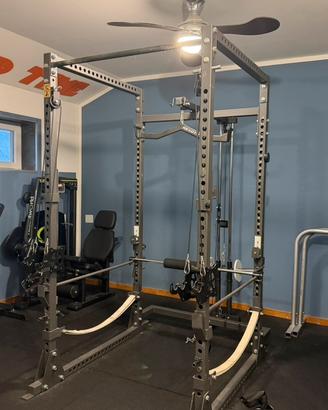 Rack a gabbia accesoriato (cavo alto/basso, smith)