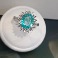Anello a fiore diamante apatite