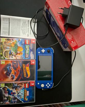Nintendo Switch Lite + 3 giochi (BUNDLE)