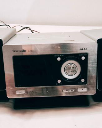 Stereo con Radio, CD, porta usb, entrata aux