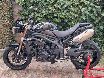 Triumph Speed Triple 1050 - 2011
