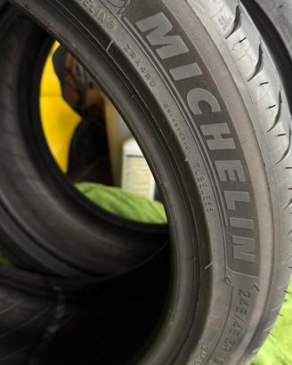 2 Gomme Michelin