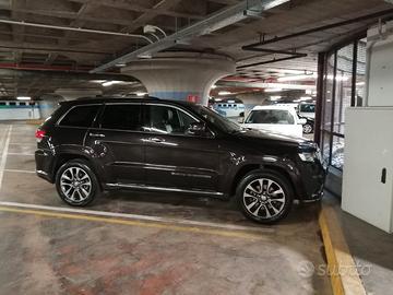 Jeep Grand Cherokee 5.7 V8 Summit