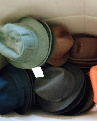 lotto accessori, abbigliamento etc 