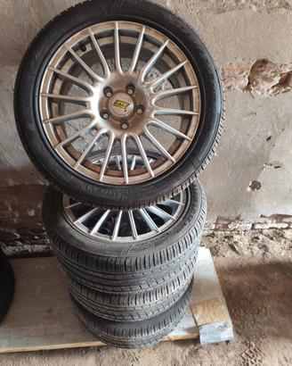 kit cerchi in lega BMW 530 del 2005
