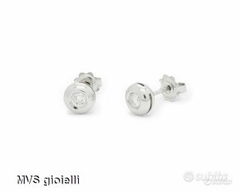 Orecchini punto luce cipollino ct 0,40
