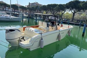 Invictus Capoforte FX270-Barca Usata