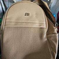 Zaino da donna usato ma in buone condizioni