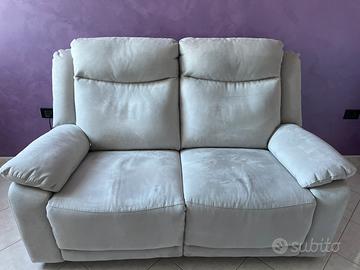 Divano 2 posti