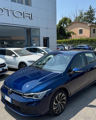 Volkswagen Golf 1.0 etsi evo Life 110cv dsg / NO V