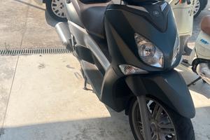 Xcity 250