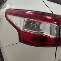 Nissan qashqai j11 fanale lato sinistro posteriore
