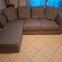 Divano con chaise longue