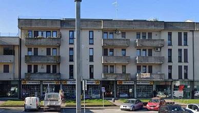 Appartamento di 92 m² con 5 locali e box auto a Gr