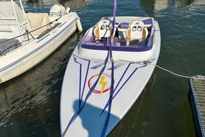 Offshore Zaniboni Nimbus 21
