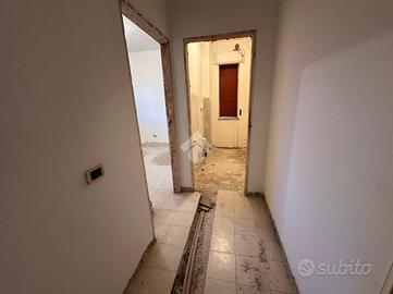 4 LOCALI A MONTESARCHIO