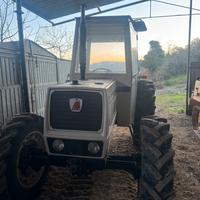 Trattore gommato Lamborghini