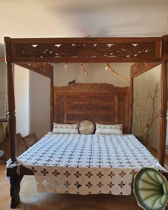 Letto baldacchino