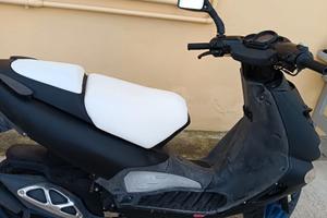 Aprilia SR