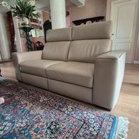 divano in vera pelle reclinabile elettrico 