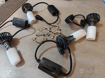 4 lampade H7 led praticamente nuove, usate 3 ore