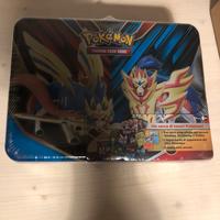 pokemon Zacian e Zamazenta valigetta