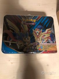 pokemon Zacian e Zamazenta valigetta