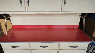 Credenza e tavolo con piano in formica anni 70