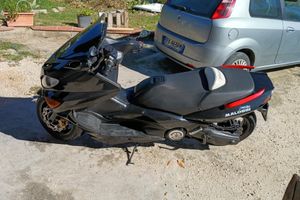 Tmax 500 2006