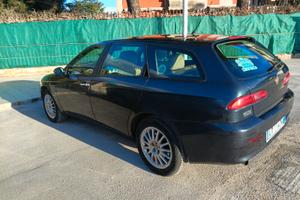 Alfa Romeo 156 1900 jtd station wagon