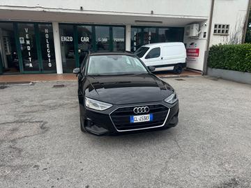 Audi A4 35 TDI/163 CV S tronic line edition