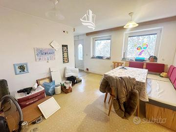 Trilocale da ristrutturare a Sant'Andrea - Bressan