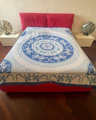 letto matrimoniale comodini comò Chateau d'Ax