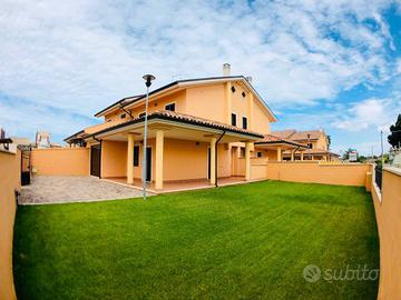 Anzio - Lavinio stazione Villa Angolare NUOVA COST