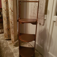 Etagere (servomuto)