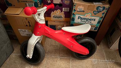 Bicicletta bambino e dondolo cavallo