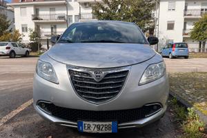 Lancia Ypsilon 1.2 GPL -2013 -100.000 accessoriata