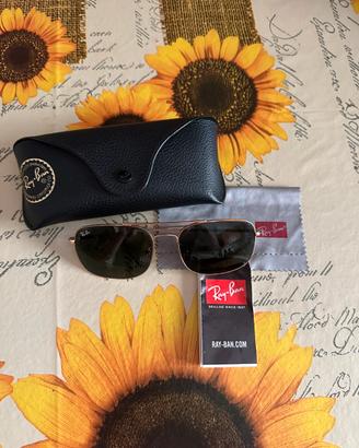 Ray ban occhiali da sole Caravan RB3136