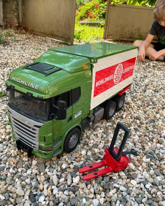 Camion logistica
