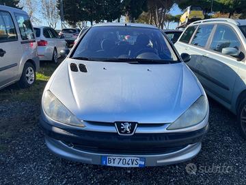 Peugeot 206 1.4 3p. X-Line