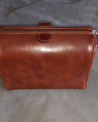 Beauty case in pelle