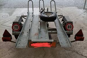 Rimorchio trasporto moto