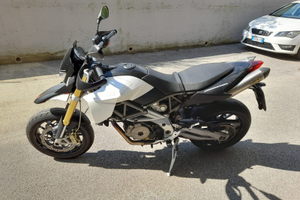 Aprilia Dorsoduro 750